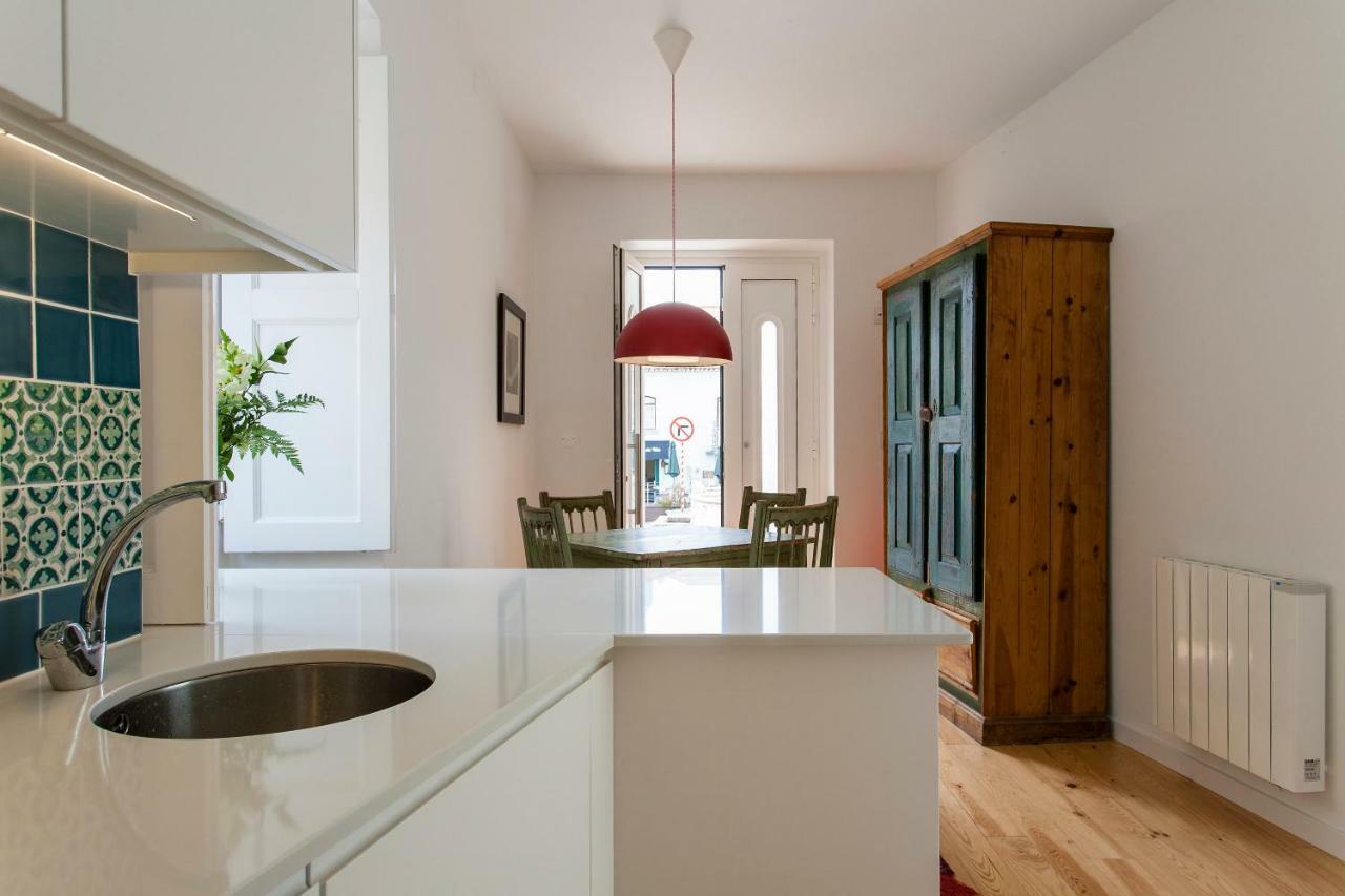 Apartament Lisbon Sea Side Chalet Paço de Arcos Zewnętrze zdjęcie